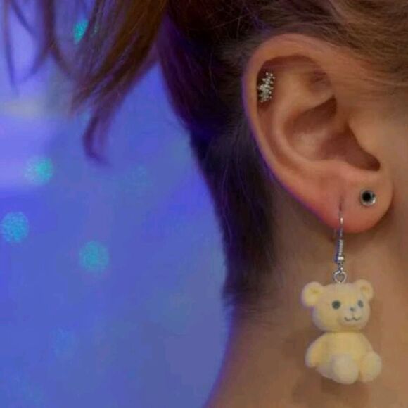 Teddy Bear Earrings   - Picture 6 of 8